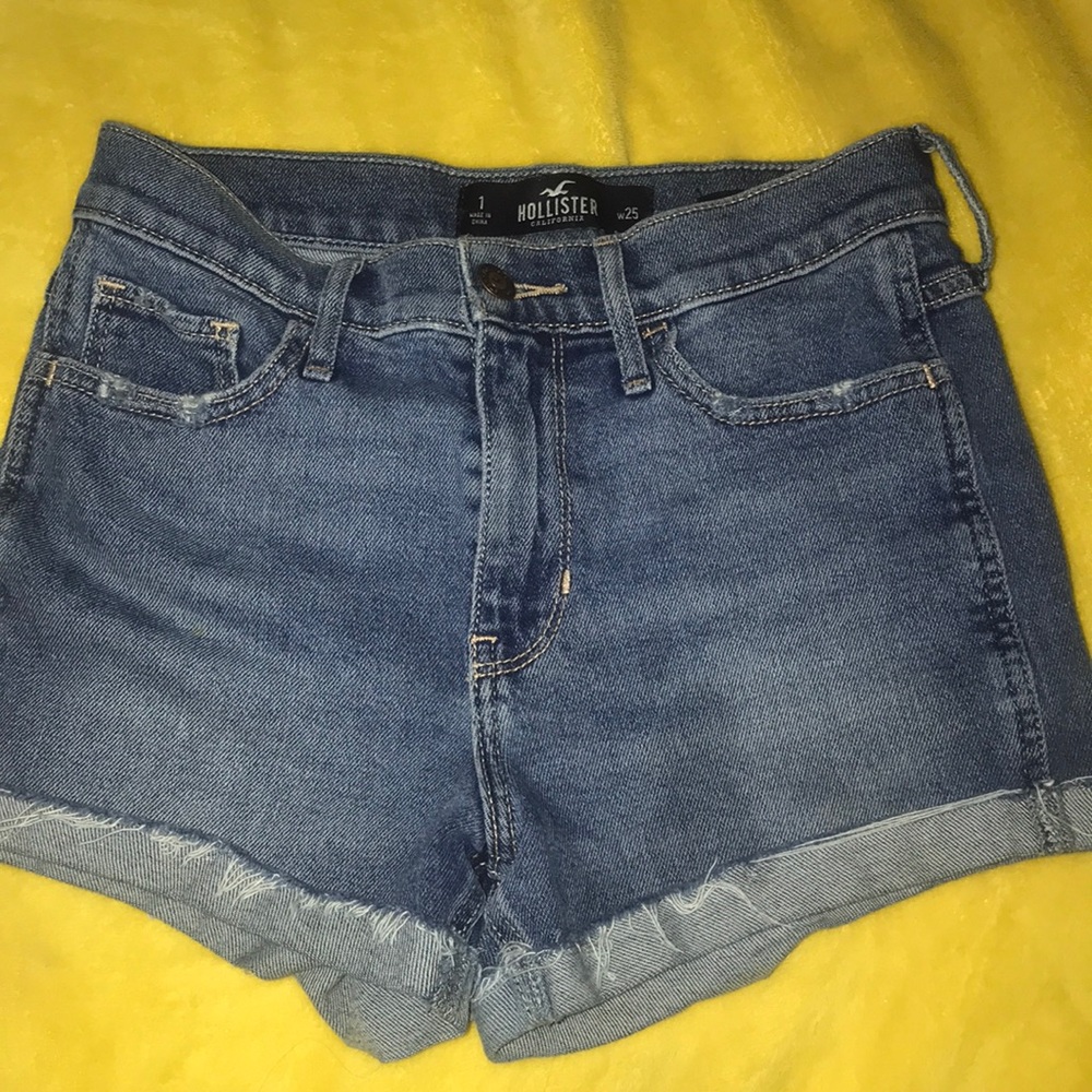 Hollister shorts